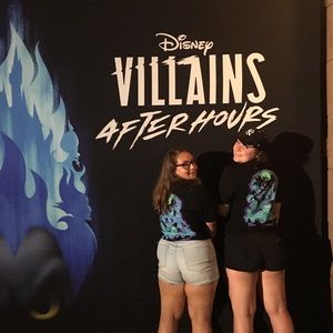 Meet your Posher, Maura